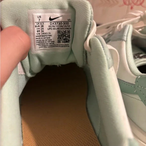 Nike AF1 Platform Air Force 1 (Womens Size 7) Shoes DX3730 300 Barely Enamel - Picture 12 of 13